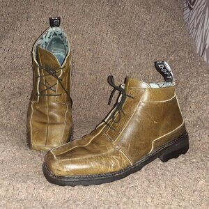 JOHN FLUEVOG-DDFT-Wagon-Olive Green Leather Boots-Sz 11.5-Very Good